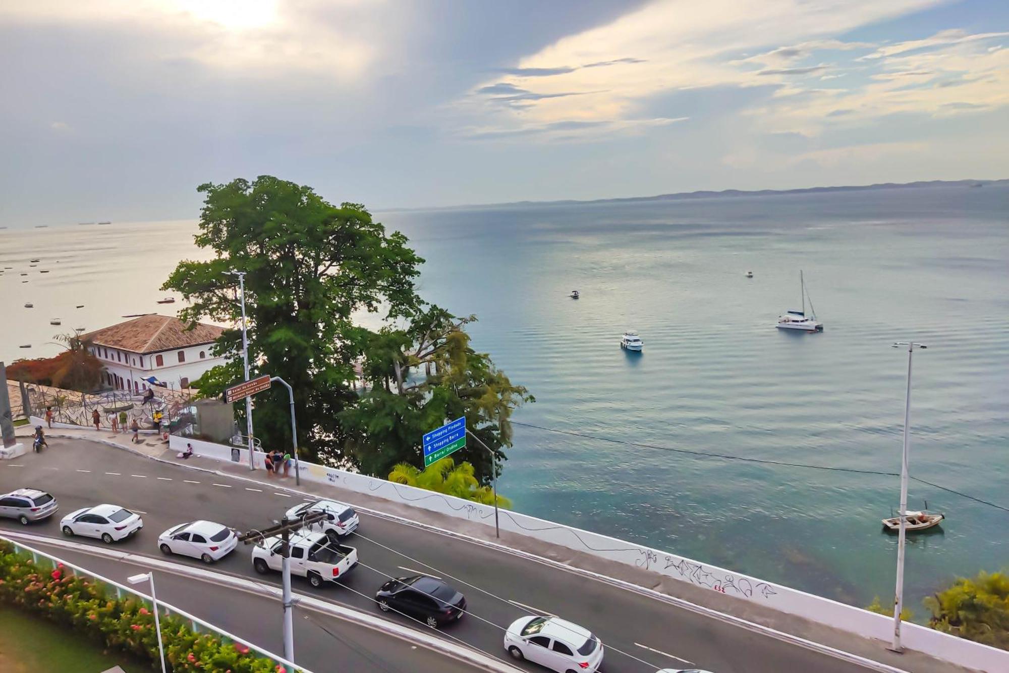 Cloc Marina Vista Mar P/ A Baia De Todos Os Santos Apartment ซัลวาดอร์ ภายนอก รูปภาพ